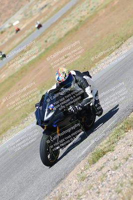 media/Apr-23-2023-TrackXperience (Sun) [[90816c9ee1]]/Level 2/session 2 turn 11/